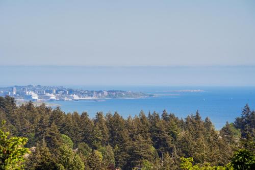 Zunanjost, Ravenwood Stay With Ocean View in Colwood