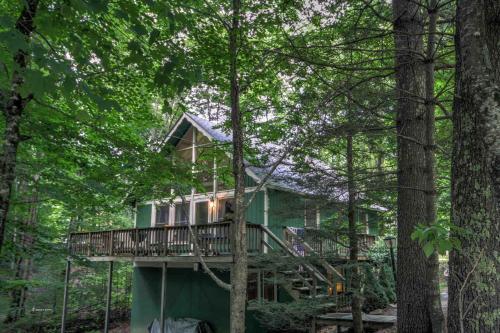 Benzine Farm in Beech Mountain, USA