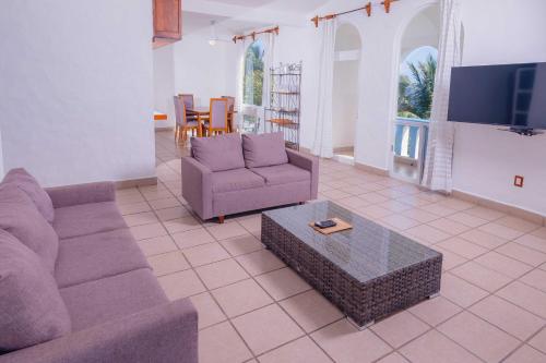 3 bedrooms, 4 beds