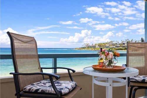 Napili Bay Oceanfront Studio Sleeps 2 Steps to Beach Complimentary Car with 6 Nights NAB-107 by KBM
