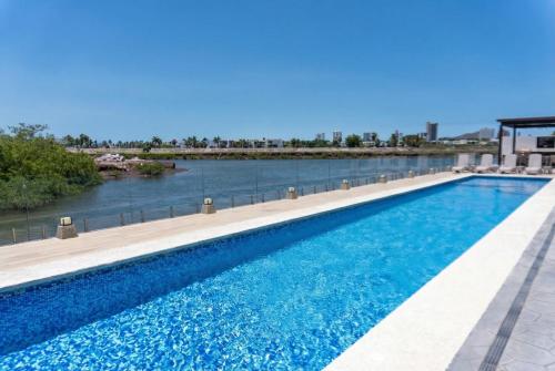Luxury apartment with pool, spectacular views