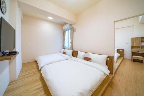 Day Break House - image 4