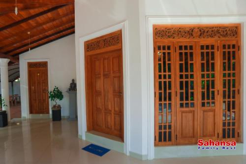 Sahansa Family Rest - image 2
