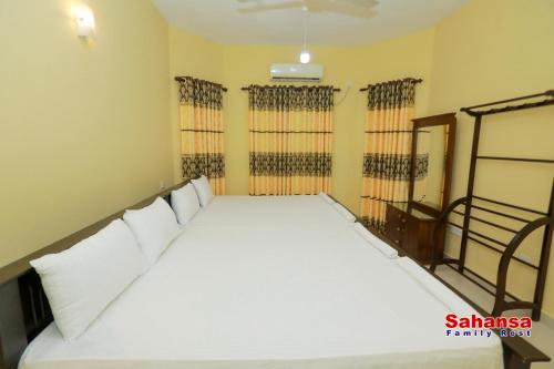 Sahansa Family Rest - image 3