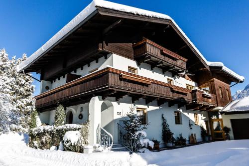 Ferienhaus Hohenwarter, Pension in Lofer