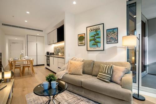 27th on Little Lonsdale 1 Bed 1 Bath Retreat for 2 in Other