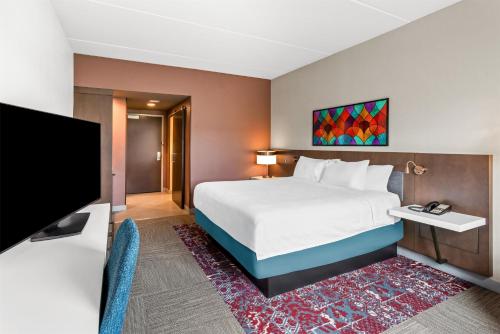 Hilton Garden Inn Corning Downtown - image 38