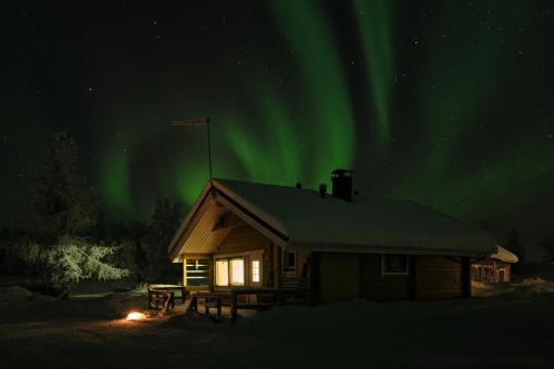 Polar Tranquil Cabins in Kongasa