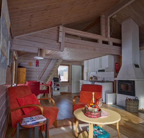 Polar Tranquil Cabins in Kongasa