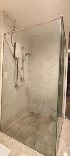 Shower, Platinum KLCC by Keystone House in Little India