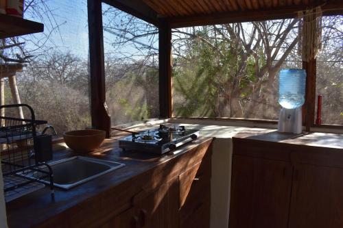 Rustic house near Tsavo - wildlife & sunsets in Tsavo