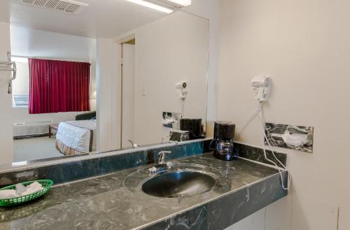 Travelodge By Wyndham Lynchbur