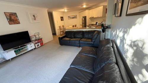 Guestroom, Quiet and convenient in Newtown