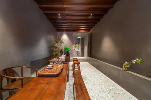 Előcsarnok, Ximu Hotel Furong Town Waterfall Branch 高铁免费接站或送站一次 in Xiangxi