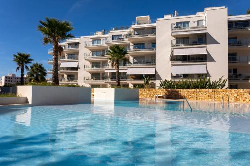 Marina Real II, fabuloso apartamento by Bookindenia