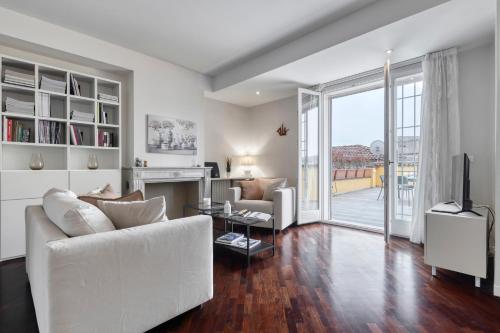 Metropolitan Luxury Apartment