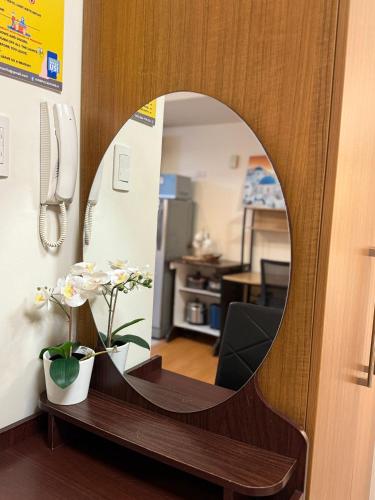 Corner Studio in Ermita Manila near US Embassy and SLMEC – Manila, Metro Manila, NY