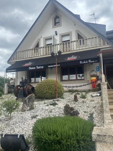 Pensión Parrillada Nosa Terra (Pension Parrillada Nosa Terra) in Bóveda (Galicia)