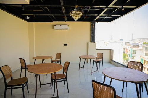 Hotel Walnut - Near Jaipur Airport 4