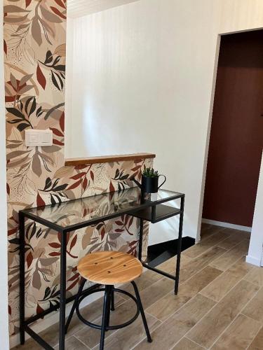 Studio Cosy près de la forêt (Studio Cosy pres de la foret) in Saint-Prix (Ile-de-France)
