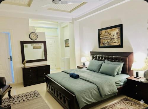 The Pines Loft Studio Deluxe Suite Murree in Bhurban