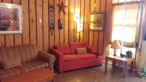 One-Bedroom Cabin