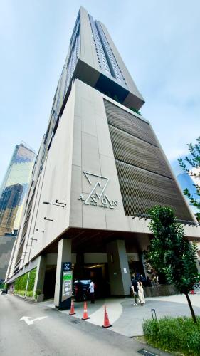 Exterior view of Axon Suites Residence TRX & PAVLION
