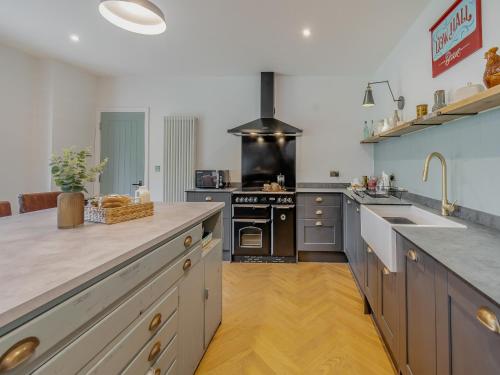 Kitchen, Low Hall Barn in East Ayton