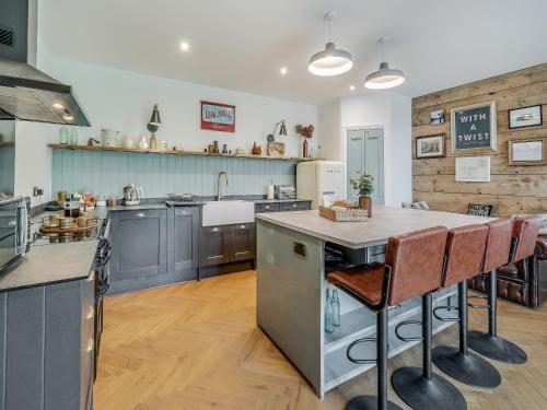 Kitchen, Low Hall Barn in East Ayton