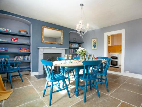 Iekārtas, Uk45542-The Farm House in Belstone
