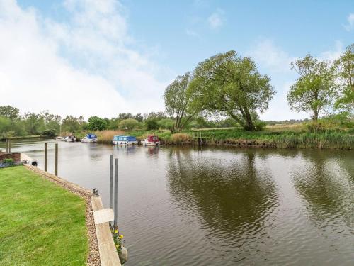 Riversdelle, Beccles (fotografie 8)