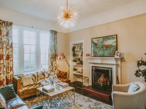 Вітальня, Fern Forest House- Uk31047 in Кейрнрайан