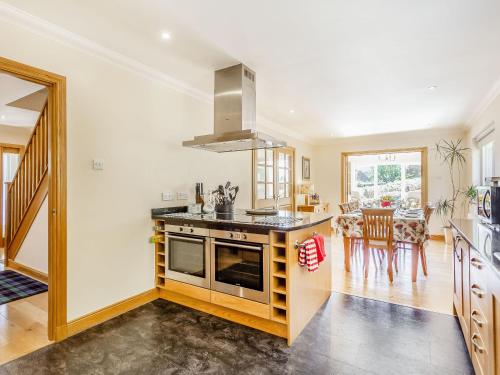 virtuve, Lochside House - S4532 in Letterfearn