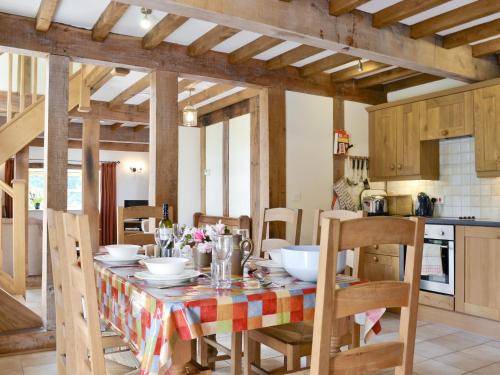 Kitchen, Ty Rhyd in Llanrhaeadr-ym-Mochnant