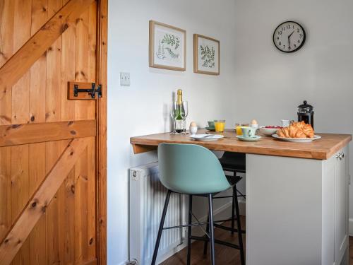 virtuve, Newton Cottage in Leitholm