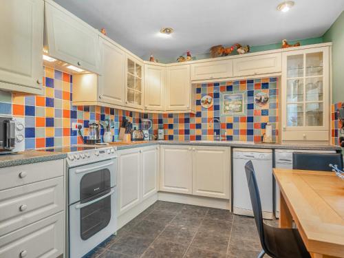 virtuve, Orchard Cottage in Nether Wallop