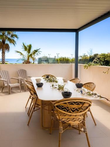 2 bedrooms, 4 beds
