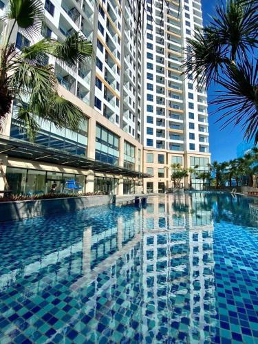 Swimming pool, Wanna Stay Ha Long near Bai Chay Bridge