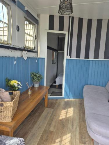 The Paddock at Pioneer Billys in Troon (Cornwall)