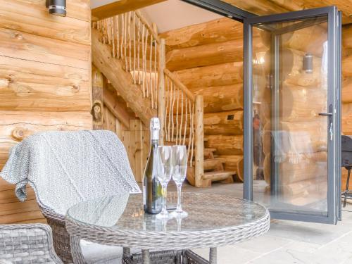 Фасада на хотела, Hope Hideaway in Trewern