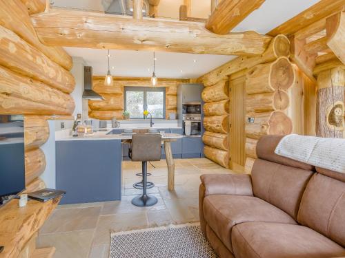 Фасада на хотела, Hope Hideaway in Trewern