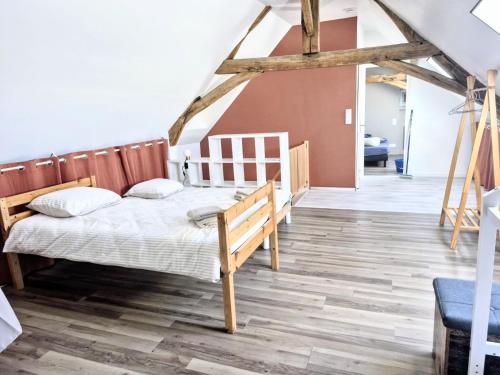Logement 6 pers - Proche circuit des 24h du Mans in Monce-en-Belin