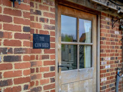 Viesnīcas āriene, The Cow Shed in Arlingham