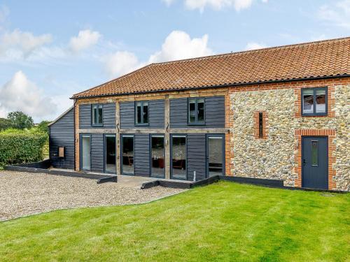 Kestrel Barn-Uk31353 – khách sạn tại Saham Toney