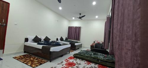 Om Sri Bajeer Homestay in Pipalkoti