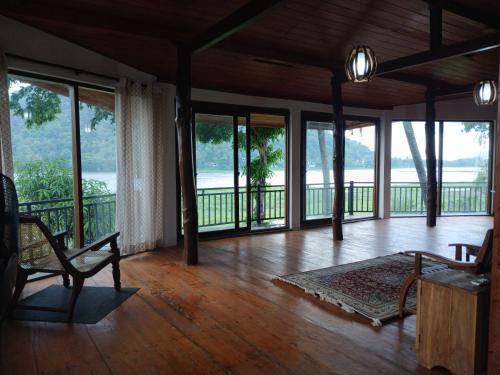 Lakeside Echo Homestay in Kurunegala Town Udawalpola