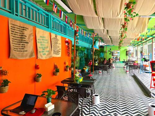 bungalow west water vang vieng in Ban Houay Saguaw
