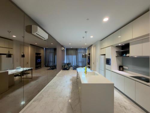 Platinum KLCC Face1 by VELLORA in Little India