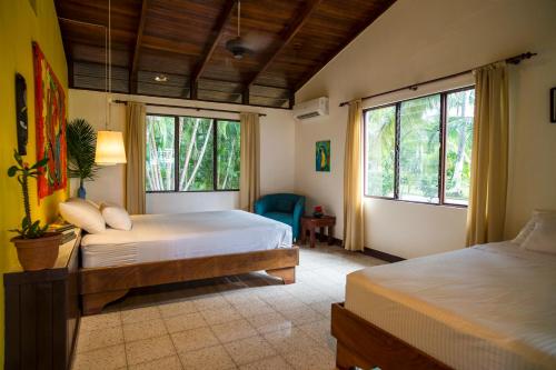 Tides Oceanfront Resort in Paraiso (Guanacaste)