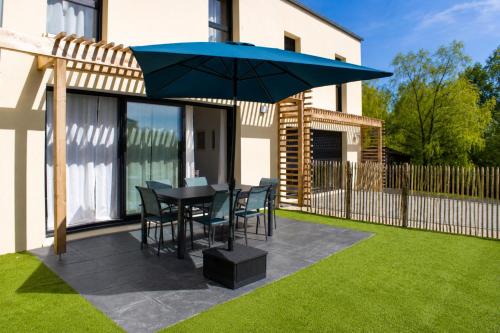 Сад, Maison moderne avec jardin Proche plage in Ліон-сюр-Мер